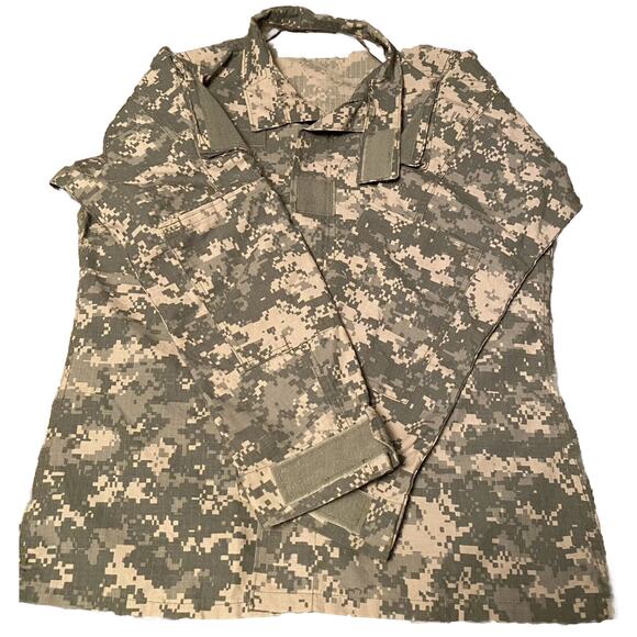 Army Sz S Light Camouflage Jacket 4 pockets hook and loop zip up heavy weight - Picture 4 of 8